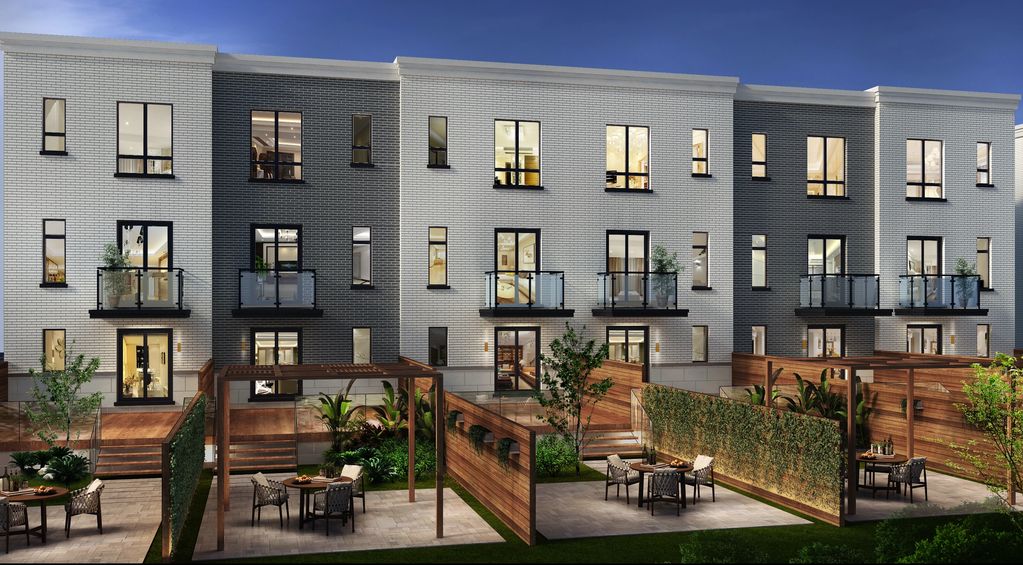 Fortune Homes Fortune Homes Townhouse, Goldentrust, Custom Homes